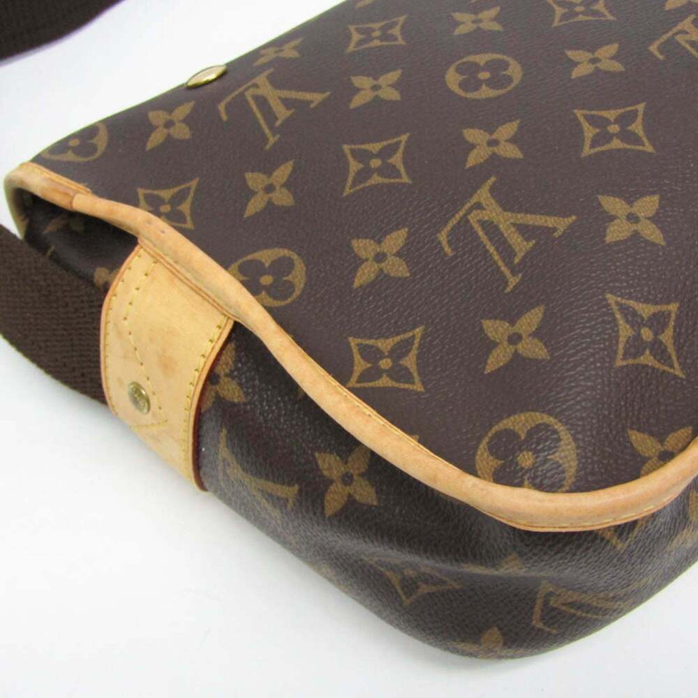 LOUIS VUITTON Brown Monogram Shoulder Bag - Picture 5 of 16